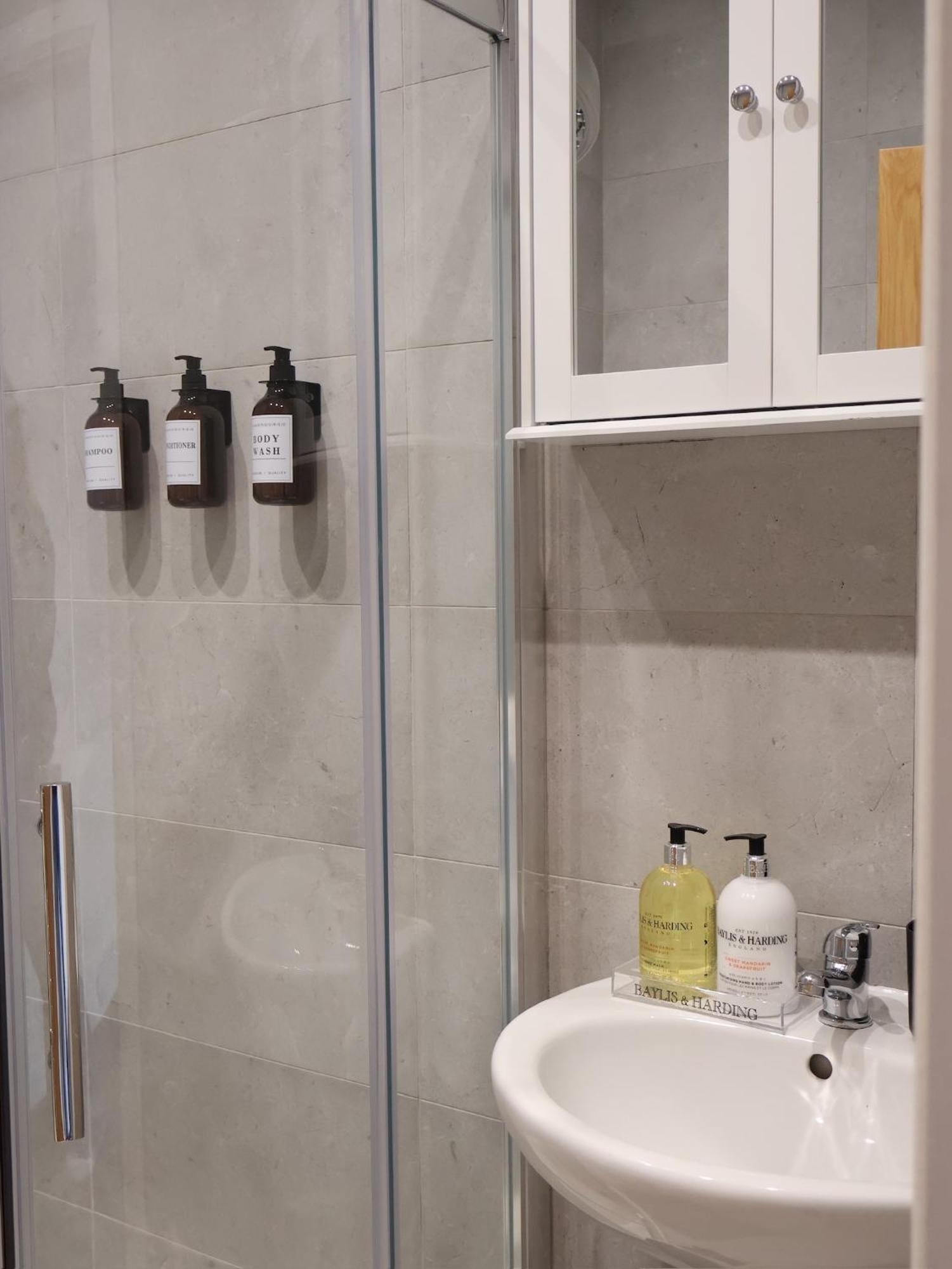 Alban Suites St Albans Ngoại thất bức ảnh